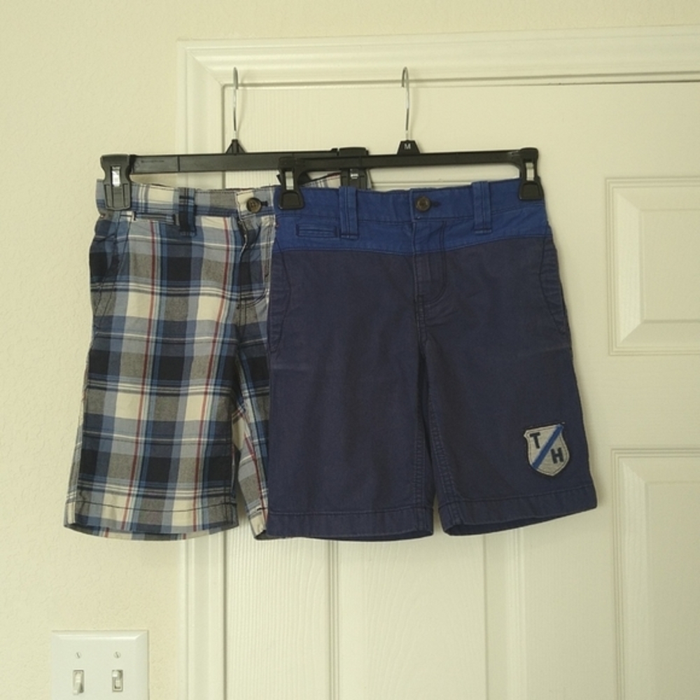 Tommy Hilfiger Boys 2 Shorts Bundle Navy Blue And Plaid Size 7